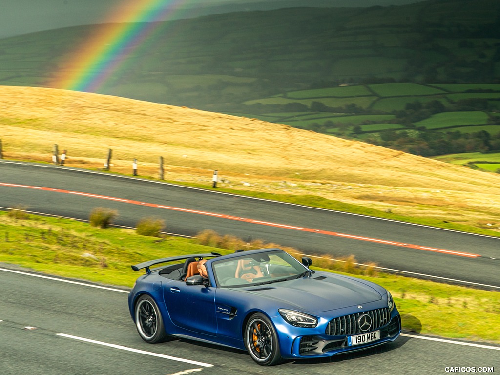 2020 Mercedes-AMG GT R Roadster (UK-Spec) - Front Three-Quarter