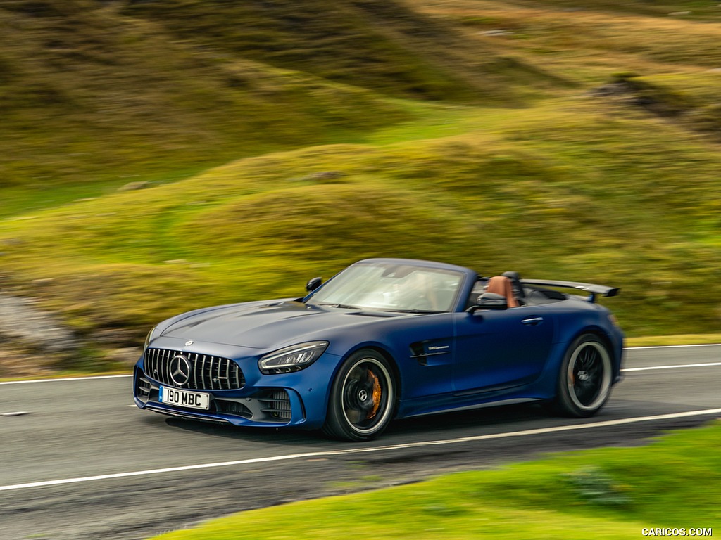 2020 Mercedes-AMG GT R Roadster (UK-Spec) - Front Three-Quarter