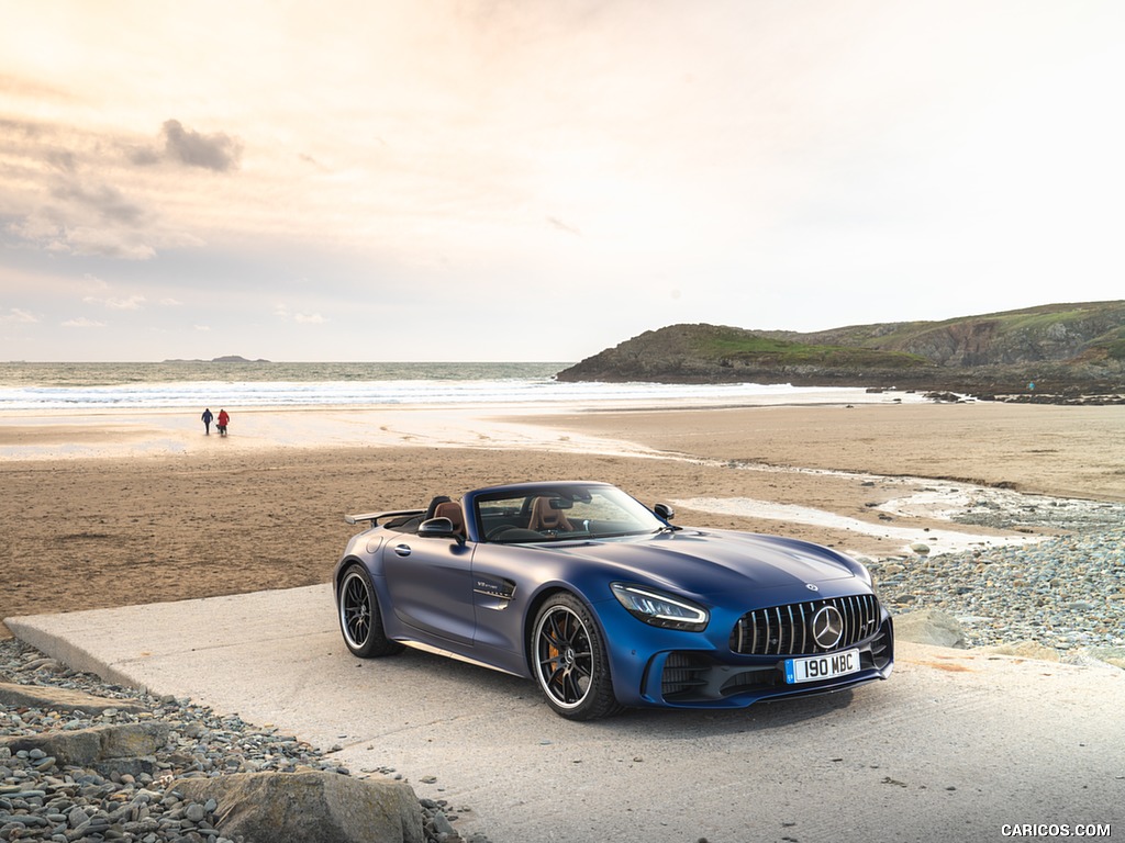 2020 Mercedes-AMG GT R Roadster (UK-Spec) - Front Three-Quarter