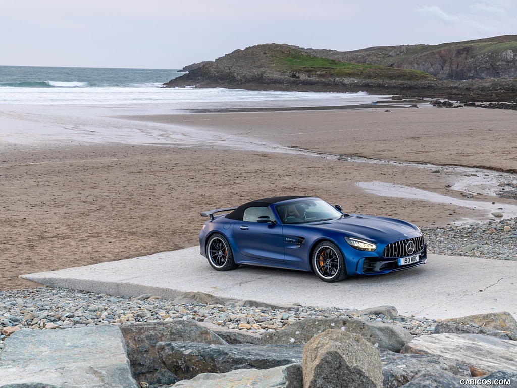 2020 Mercedes-AMG GT R Roadster (UK-Spec) - Front Three-Quarter