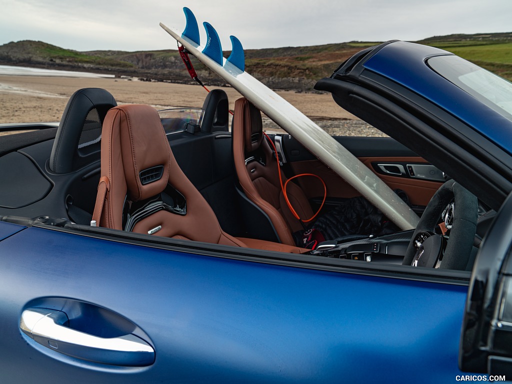 2020 Mercedes-AMG GT R Roadster (UK-Spec) - Interior