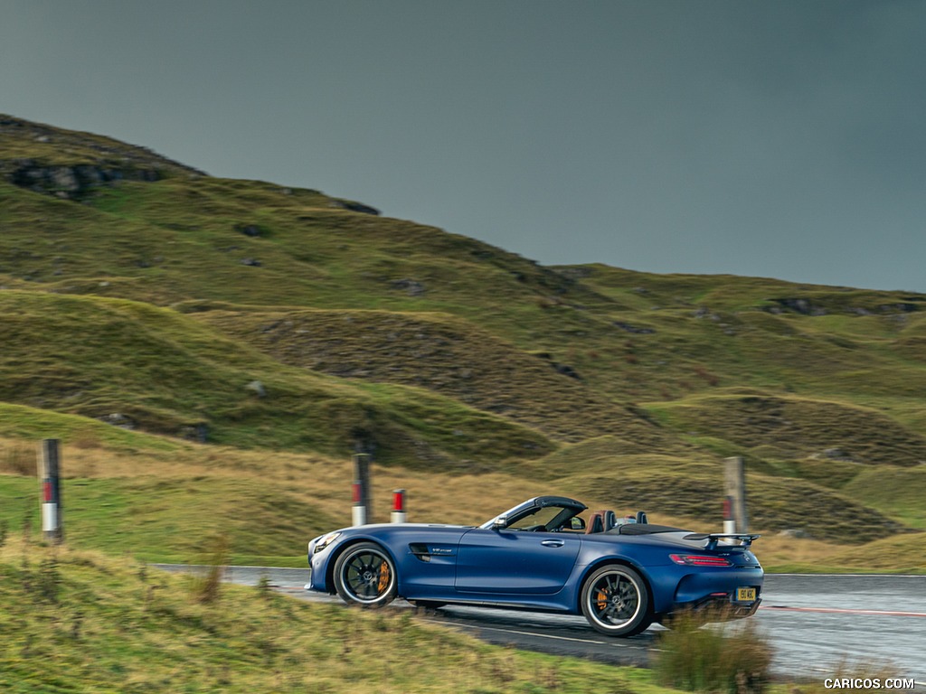 2020 Mercedes-AMG GT R Roadster (UK-Spec) - Side