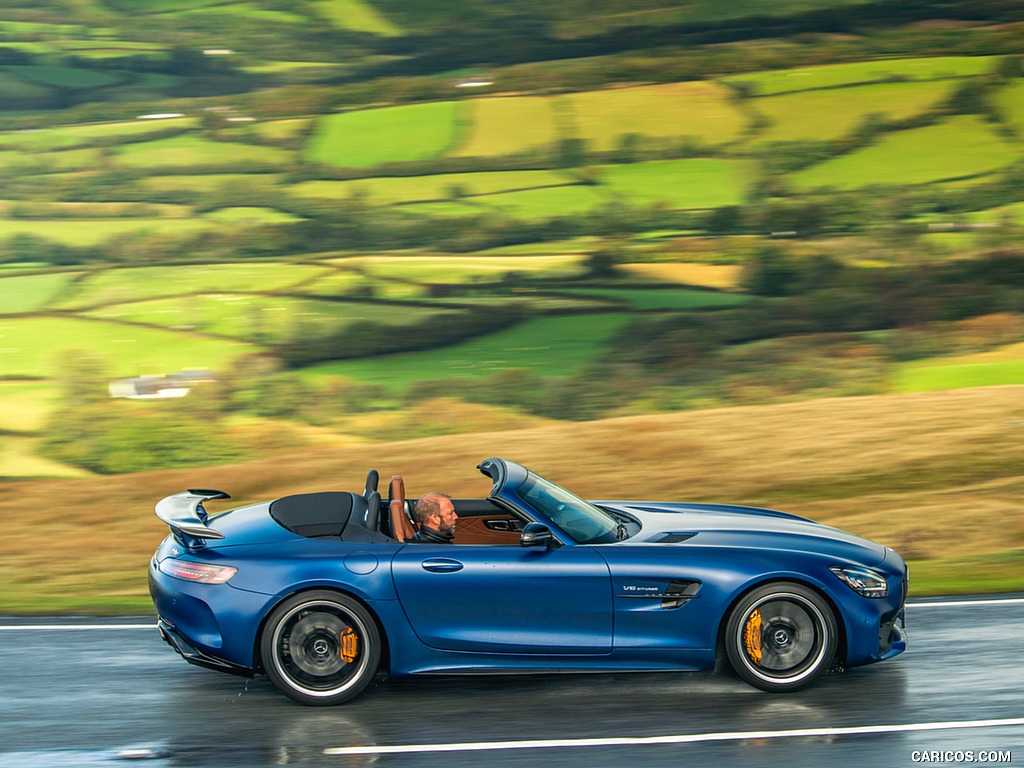 2020 Mercedes-AMG GT R Roadster (UK-Spec) - Side