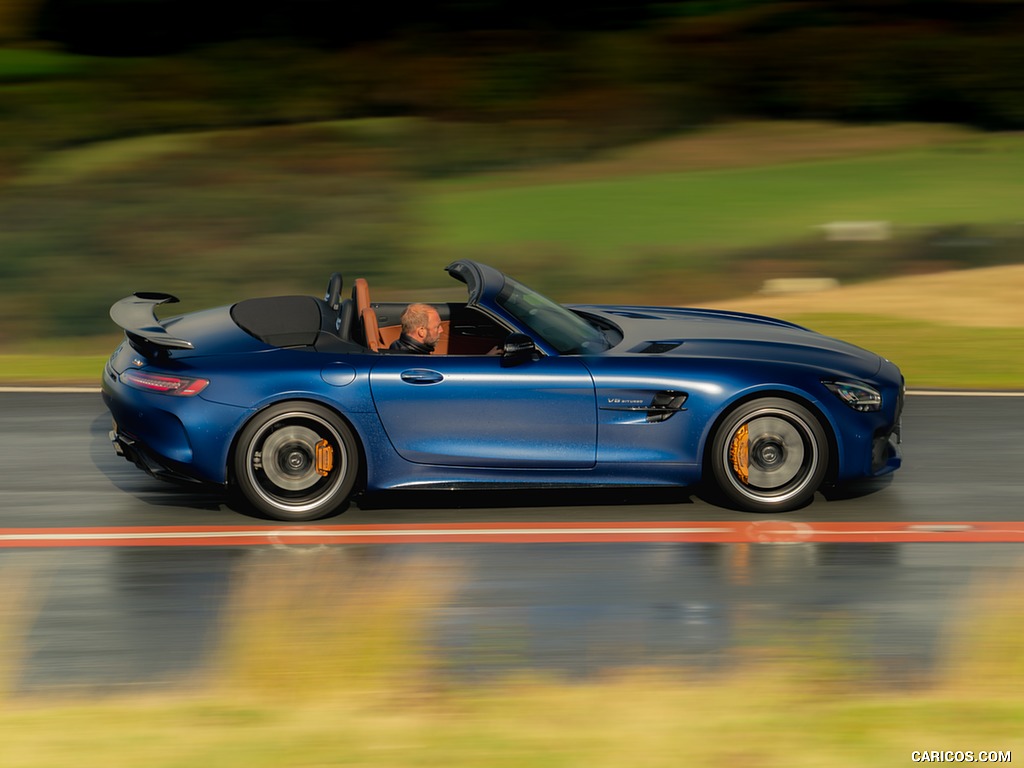 2020 Mercedes-AMG GT R Roadster (UK-Spec) - Side