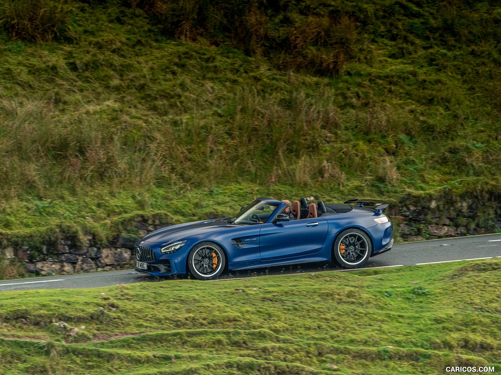 2020 Mercedes-AMG GT R Roadster (UK-Spec) - Side