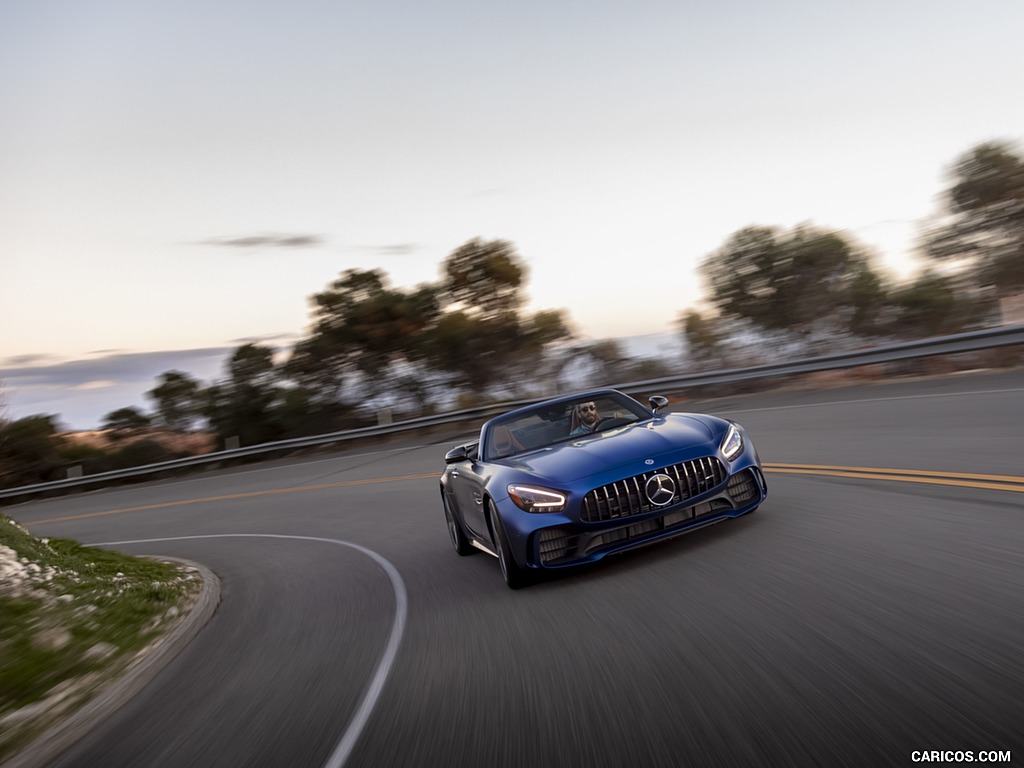 2020 Mercedes-AMG GT R Roadster (US-Spec) - Front