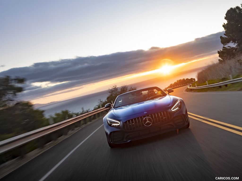 2020 Mercedes-AMG GT R Roadster (US-Spec) - Front