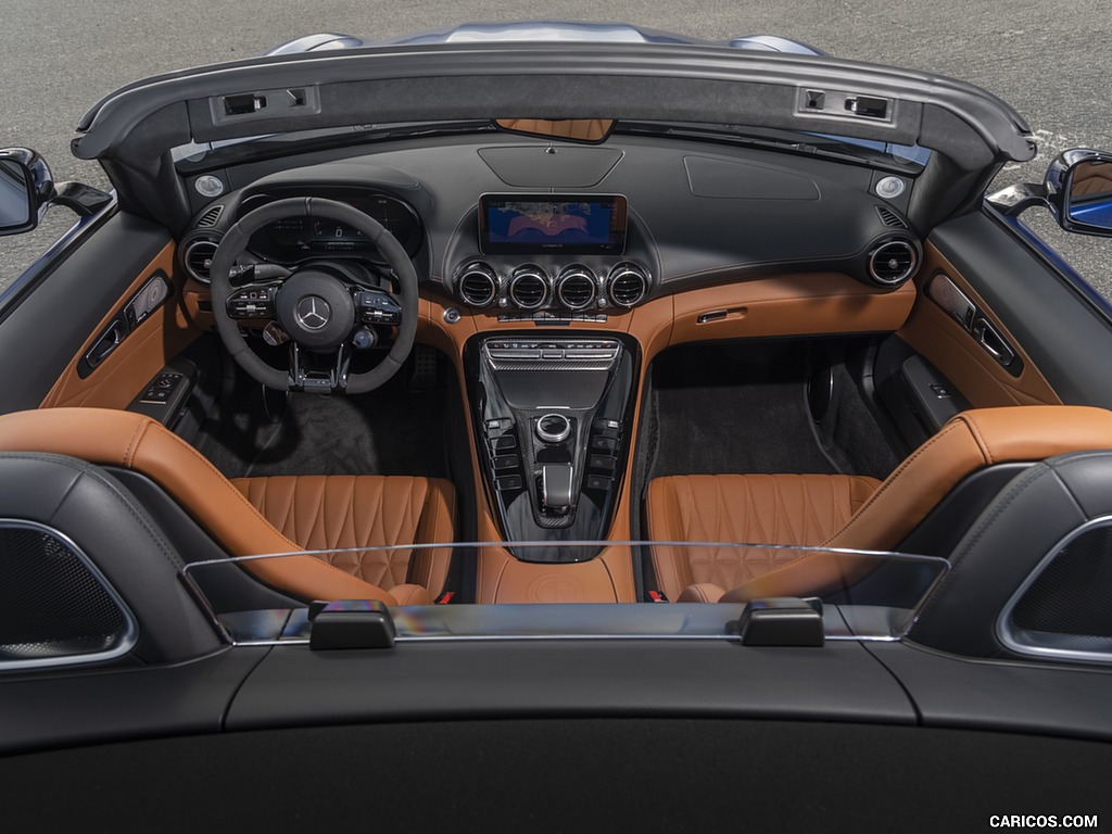 2020 Mercedes-AMG GT R Roadster (US-Spec) - Interior