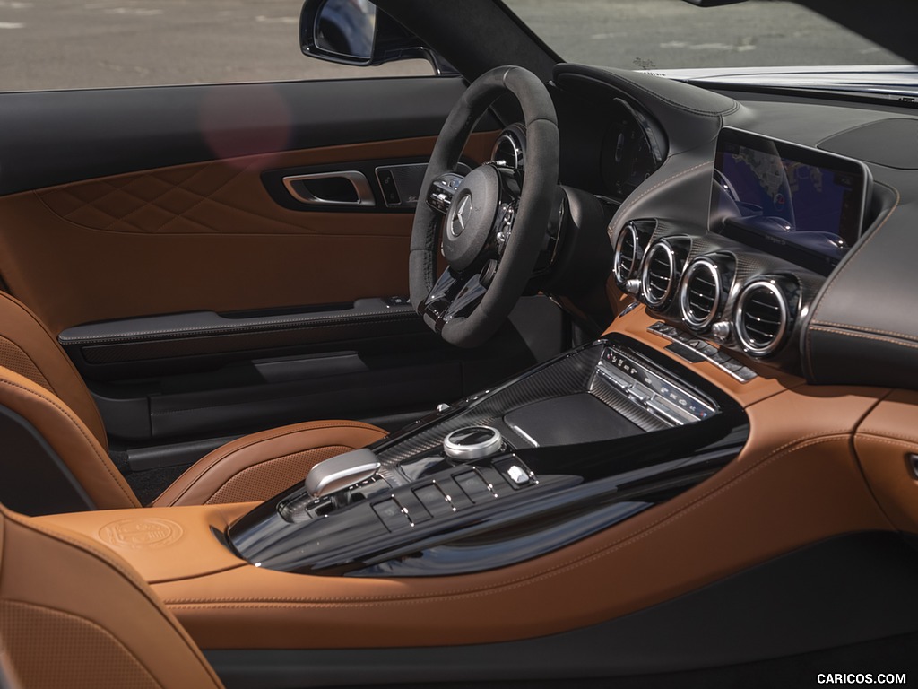 2020 Mercedes-AMG GT R Roadster (US-Spec) - Interior