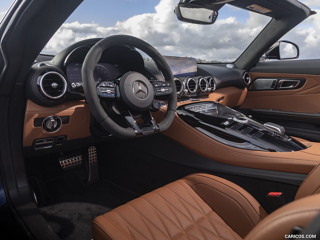 2020 Mercedes-AMG GT R Roadster (US-Spec) - Interior