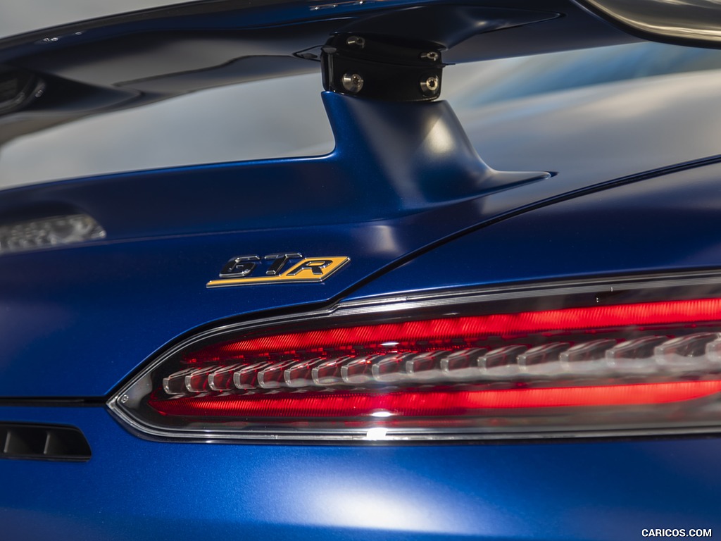 2020 Mercedes-AMG GT R Roadster (US-Spec) - Tail Light