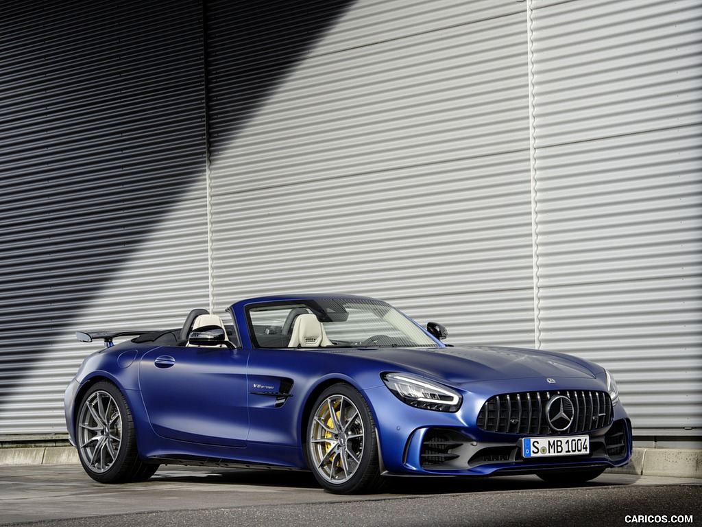 2020 Mercedes-AMG GT R Roadster - Front Three-Quarter