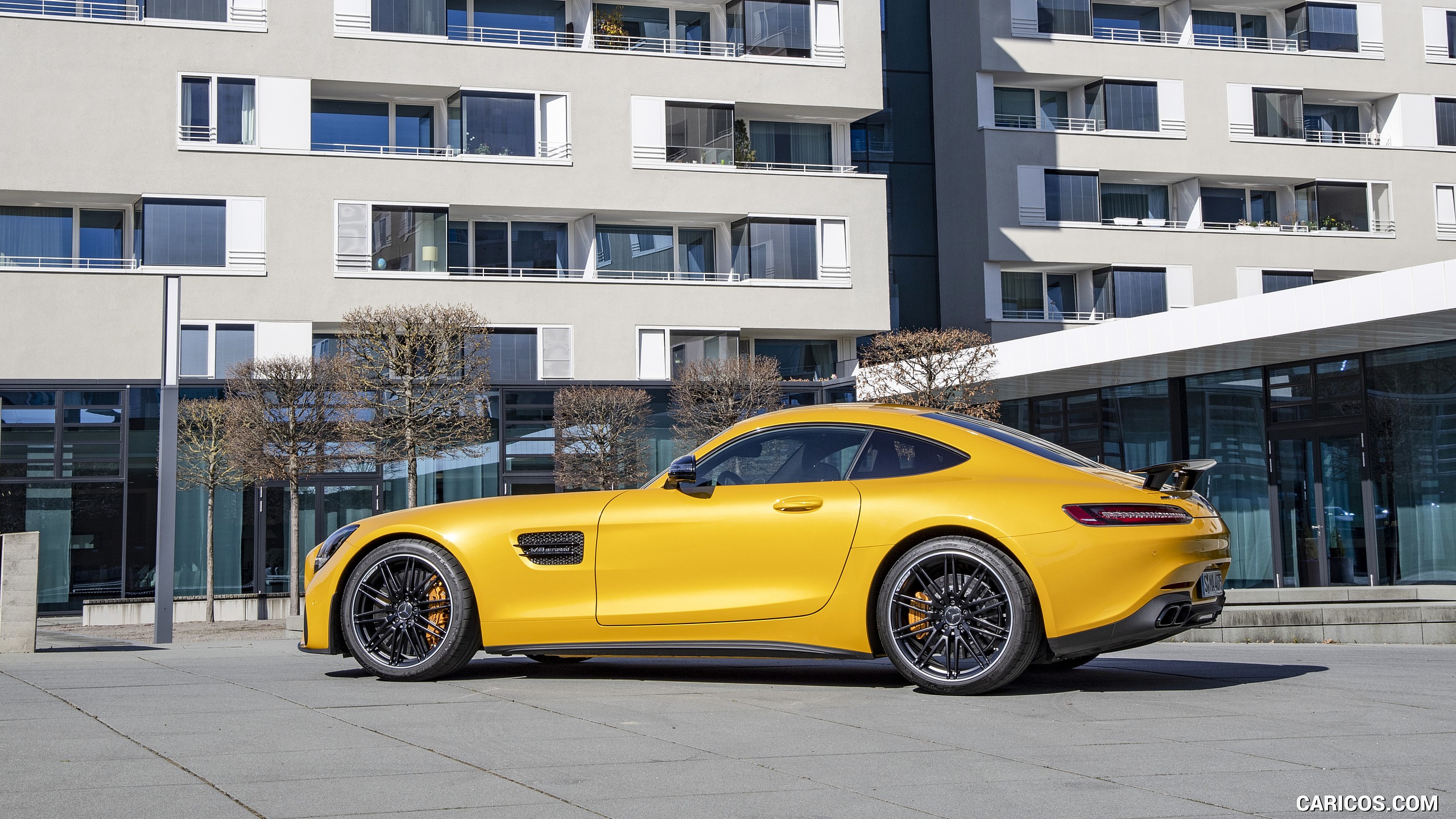 2020 Mercedes-AMG S Coupe (Color: AMG Solarbeam) - Side | Caricos