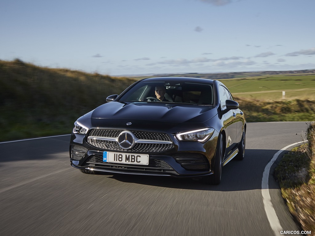 2020 Mercedes-Benz CLA 220 Shooting Brake (UK-Spec) - Front