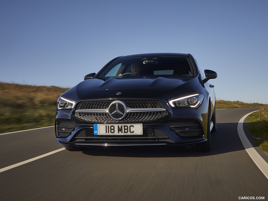 2020 Mercedes-Benz CLA 220 Shooting Brake (UK-Spec) - Front