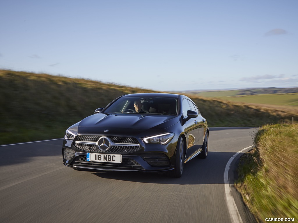 2020 Mercedes-Benz CLA 220 Shooting Brake (UK-Spec) - Front