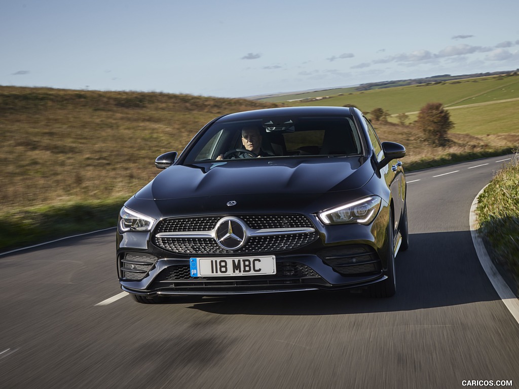 2020 Mercedes-Benz CLA 220 Shooting Brake (UK-Spec) - Front