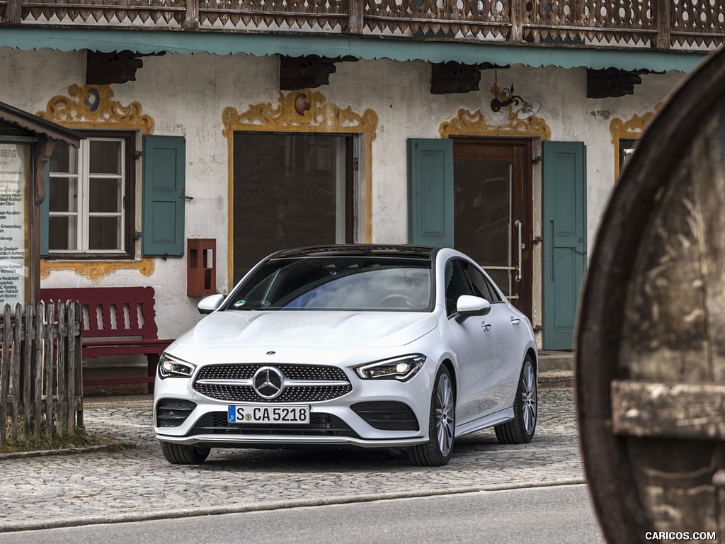 2020 Mercedes-Benz CLA 220 d Coupe AMG Line (Color: Digital White Metallic) - Front