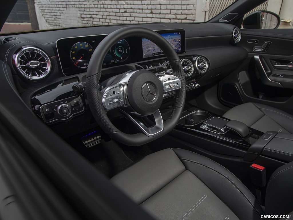 2020 Mercedes-Benz CLA 250 Coupe (US-Spec) - Interior