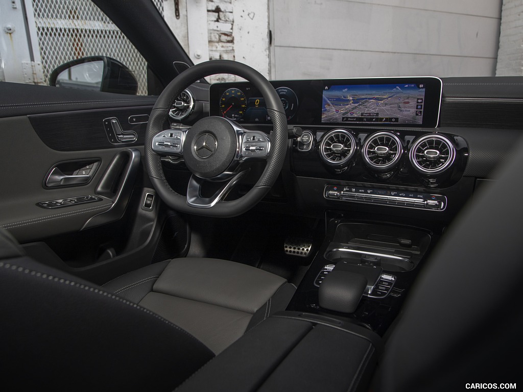 2020 Mercedes-Benz CLA 250 Coupe (US-Spec) - Interior