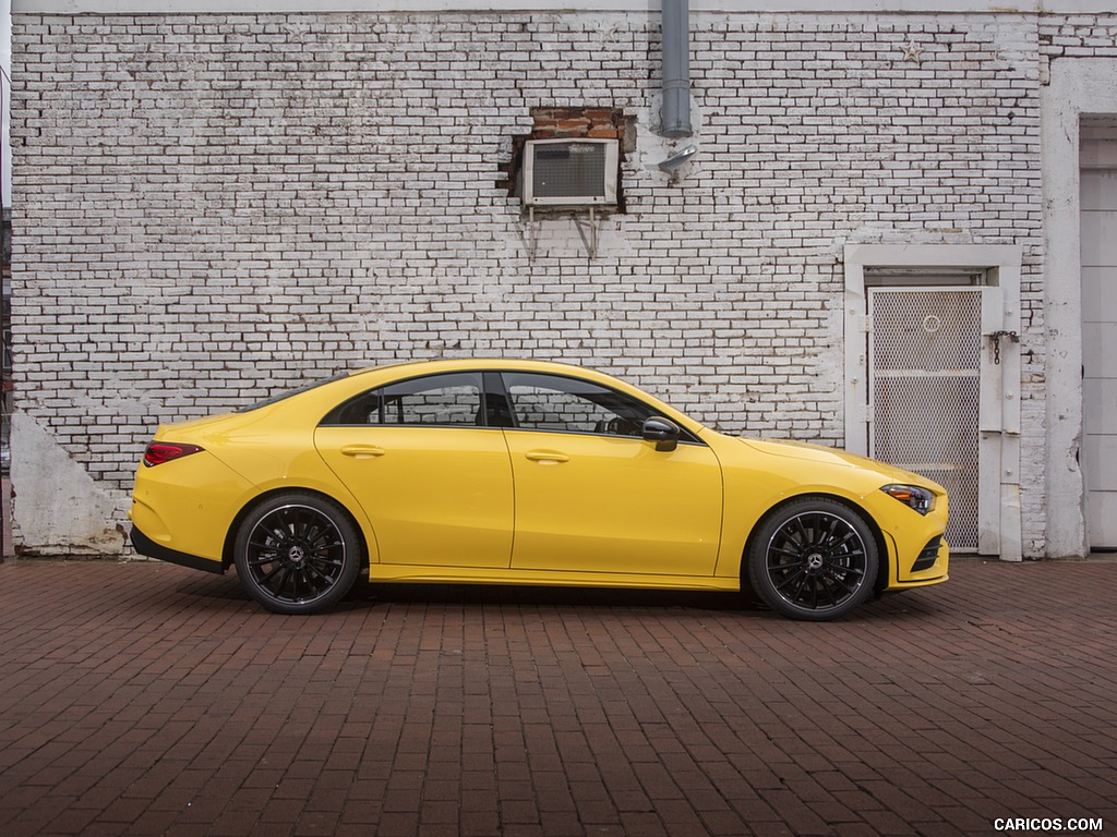 2020 Mercedes-Benz CLA 250 Coupe (US-Spec) - Side