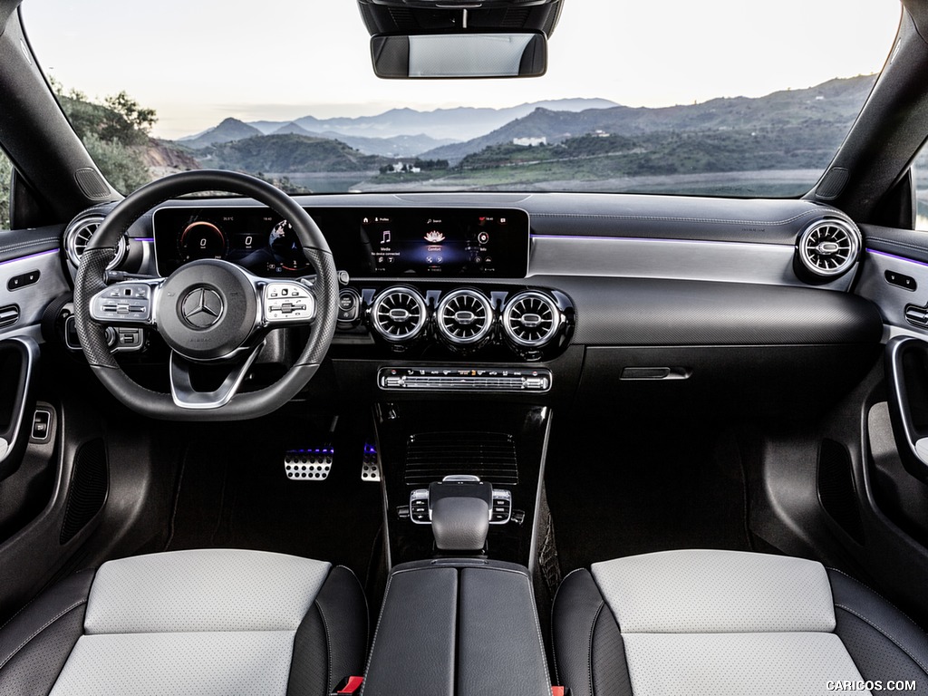 2020 Mercedes-Benz CLA Shooting Brake - Interior, Cockpit