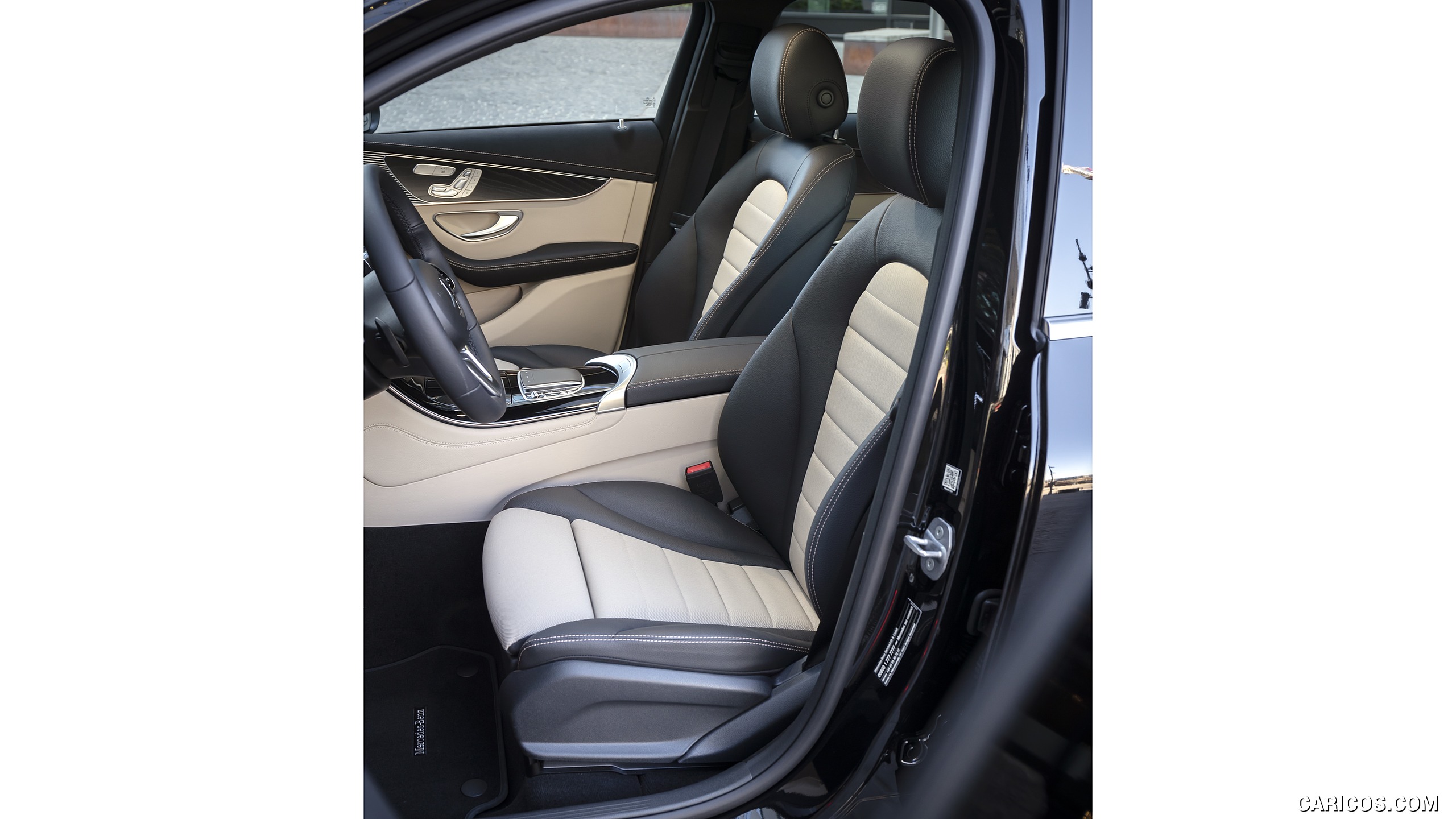 2020 Mercedes-Benz EQC (Black) - Interior, Front Seats, #295 of 398