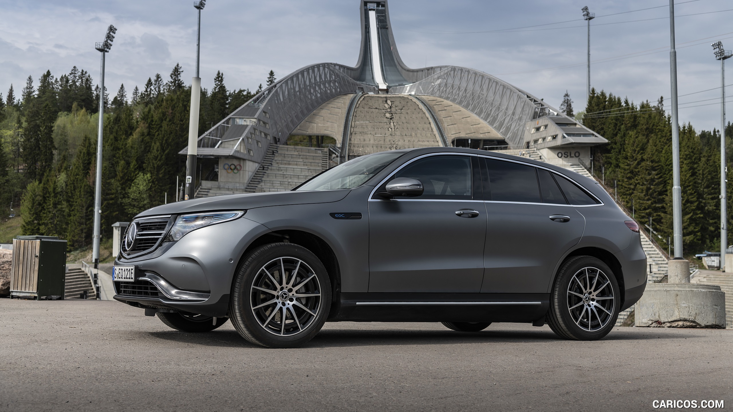 2020 Mercedes-Benz EQC (Gray) - Side, #198 of 398