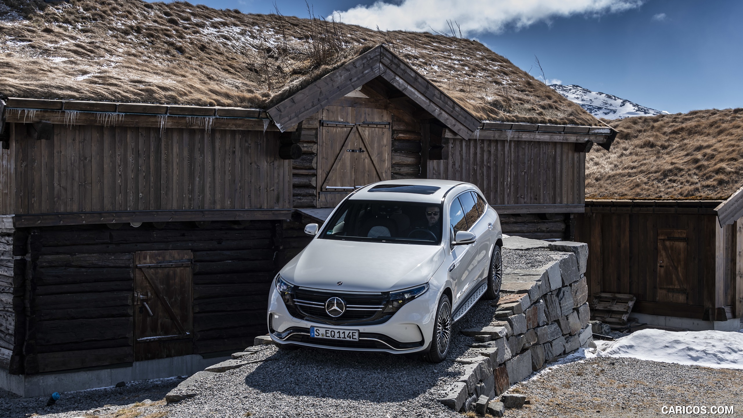 2020 Mercedes-Benz EQC (White) - Front, #333 of 398