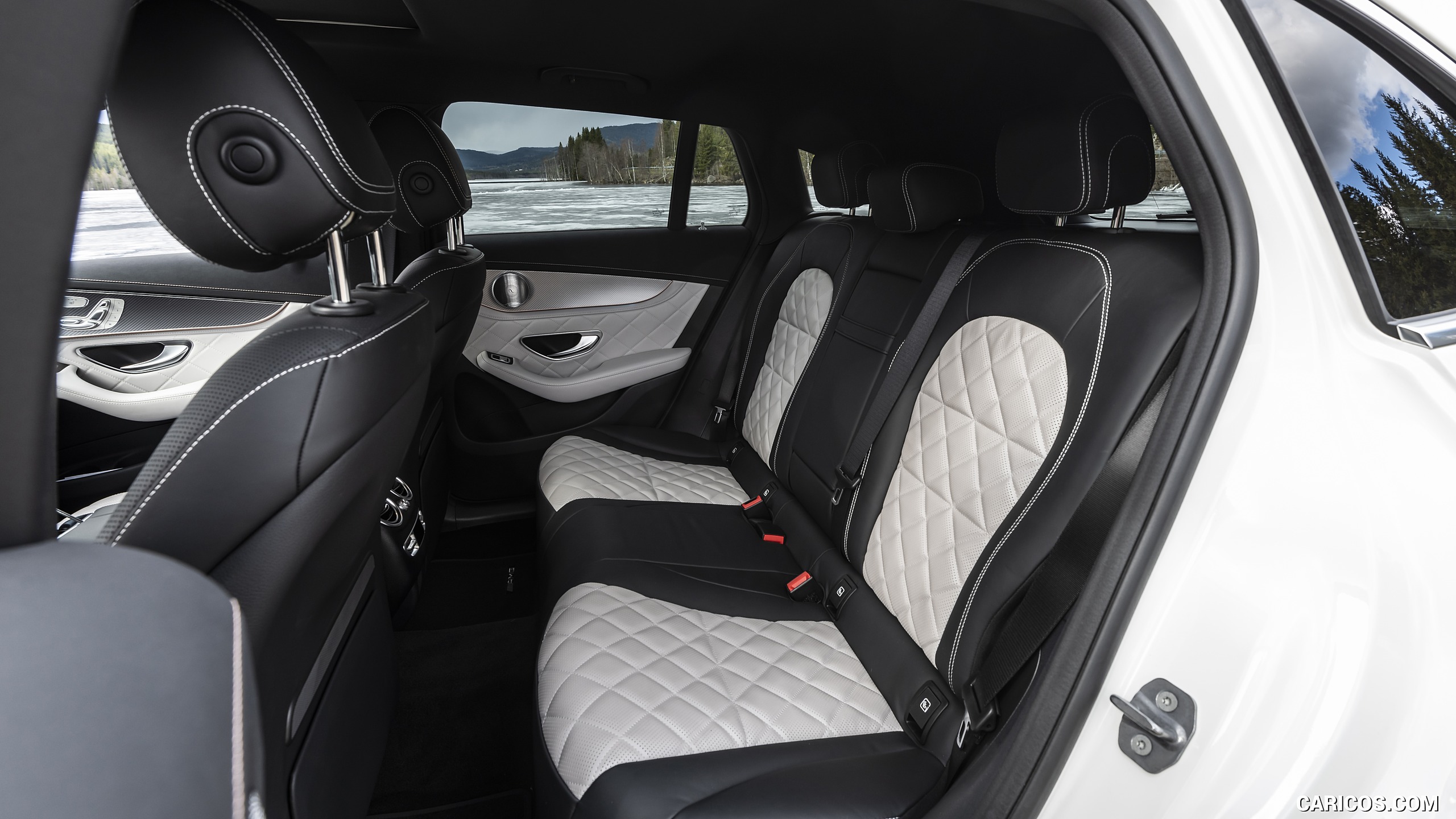 2020 Mercedes-Benz EQC (White) - Interior, Rear Seats, #394 of 398