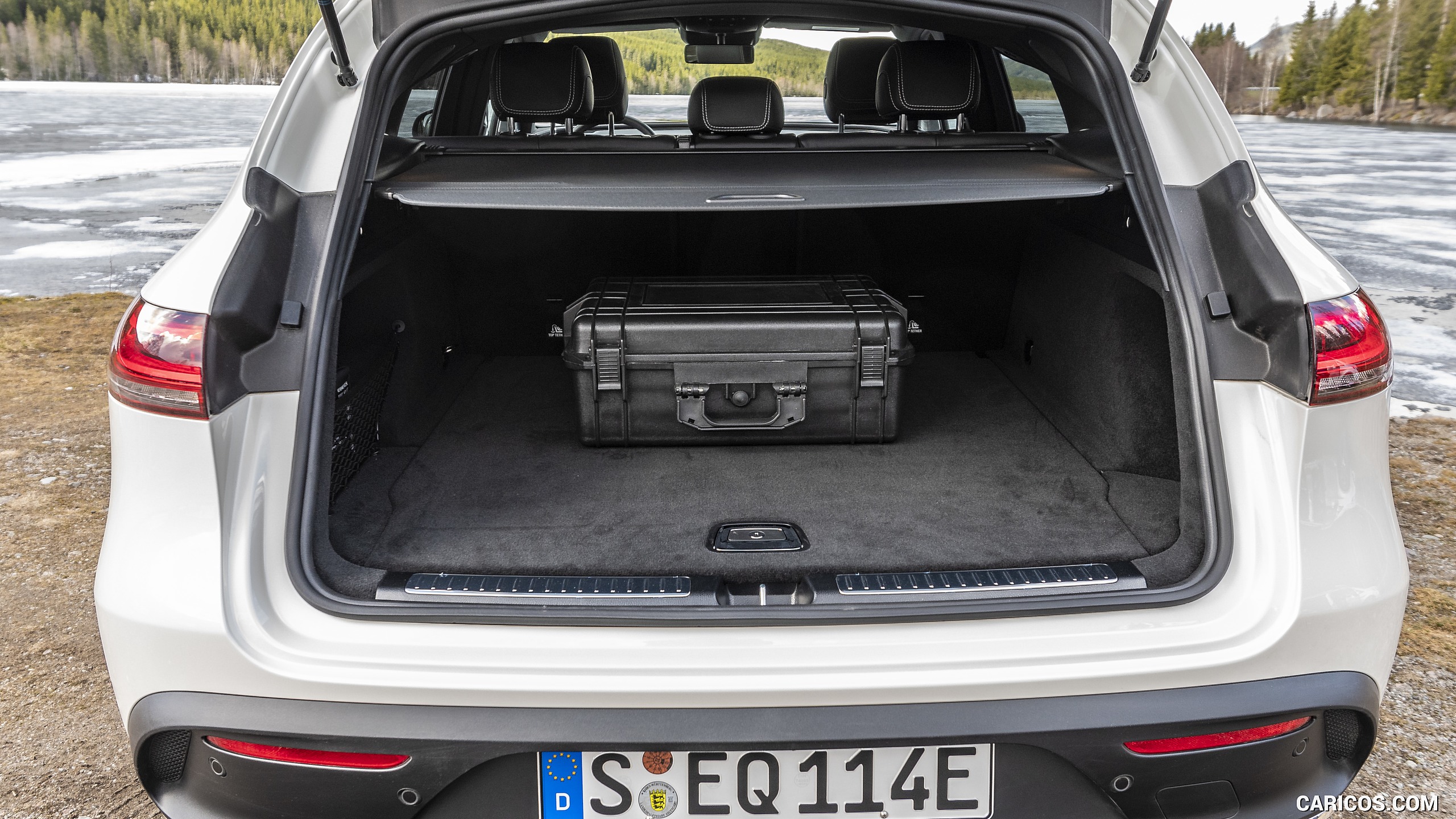 2020 Mercedes-Benz EQC (White) - Trunk, #398 of 398