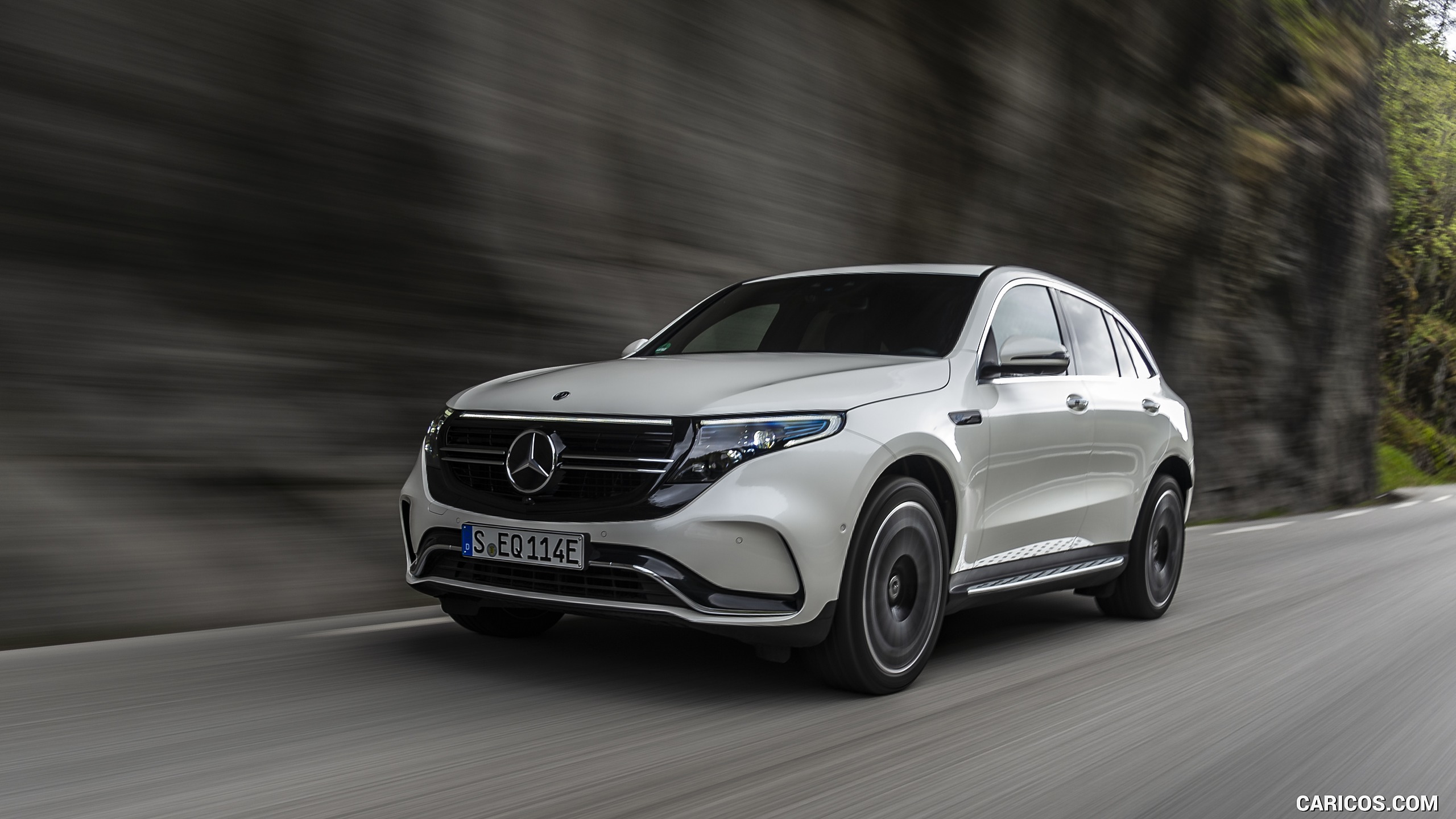 2020 Mercedes-Benz EQC (White) - Front Three-Quarter | Caricos