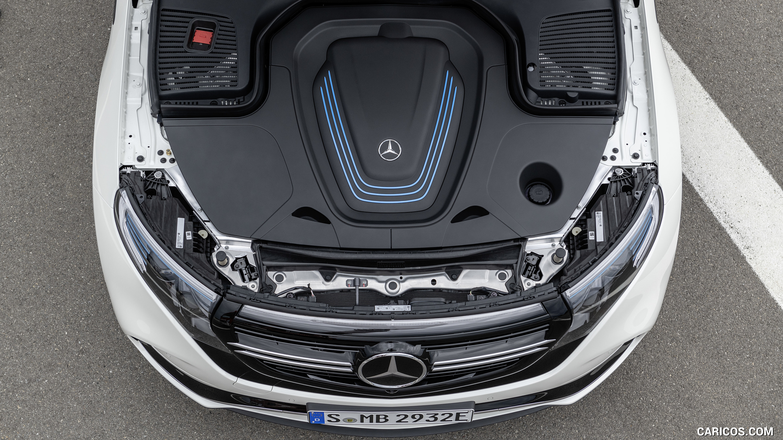 2020 Mercedes-Benz EQC 400 4MATIC AMG Line (Color: Designo Diamond White Bright) - Detail, #61 of 398