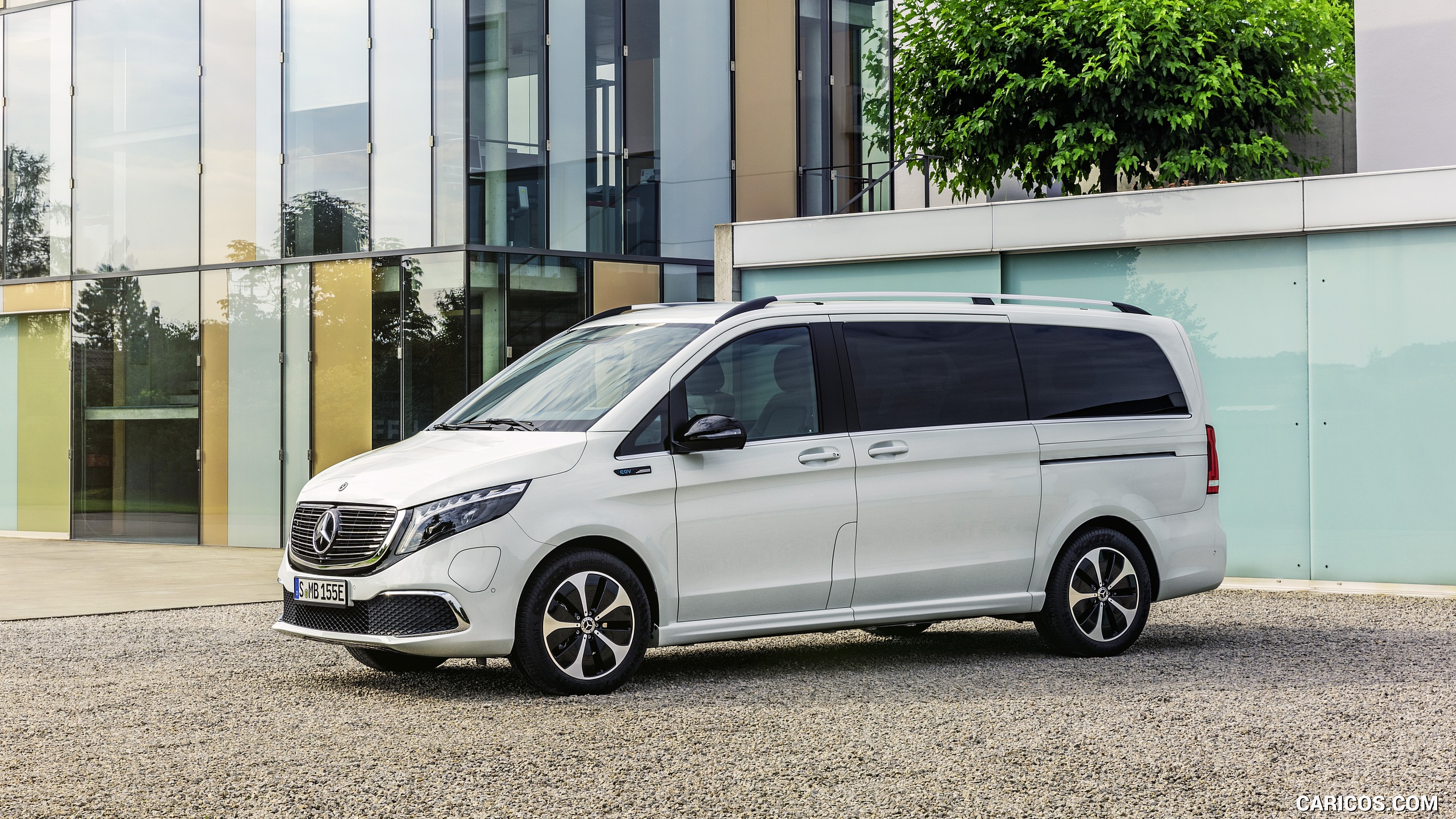 2020 Mercedes-Benz EQV 300 (Color: Mountain Crystal White Metallic ...