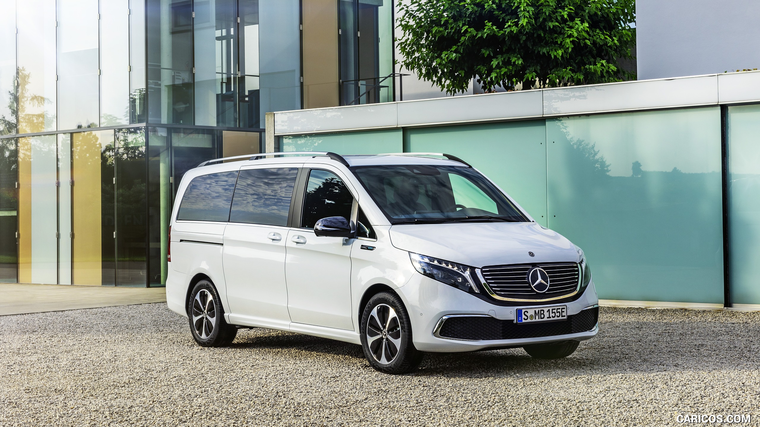 2020 Mercedes-Benz EQV 300 (Color: Mountain Crystal White Metallic ...