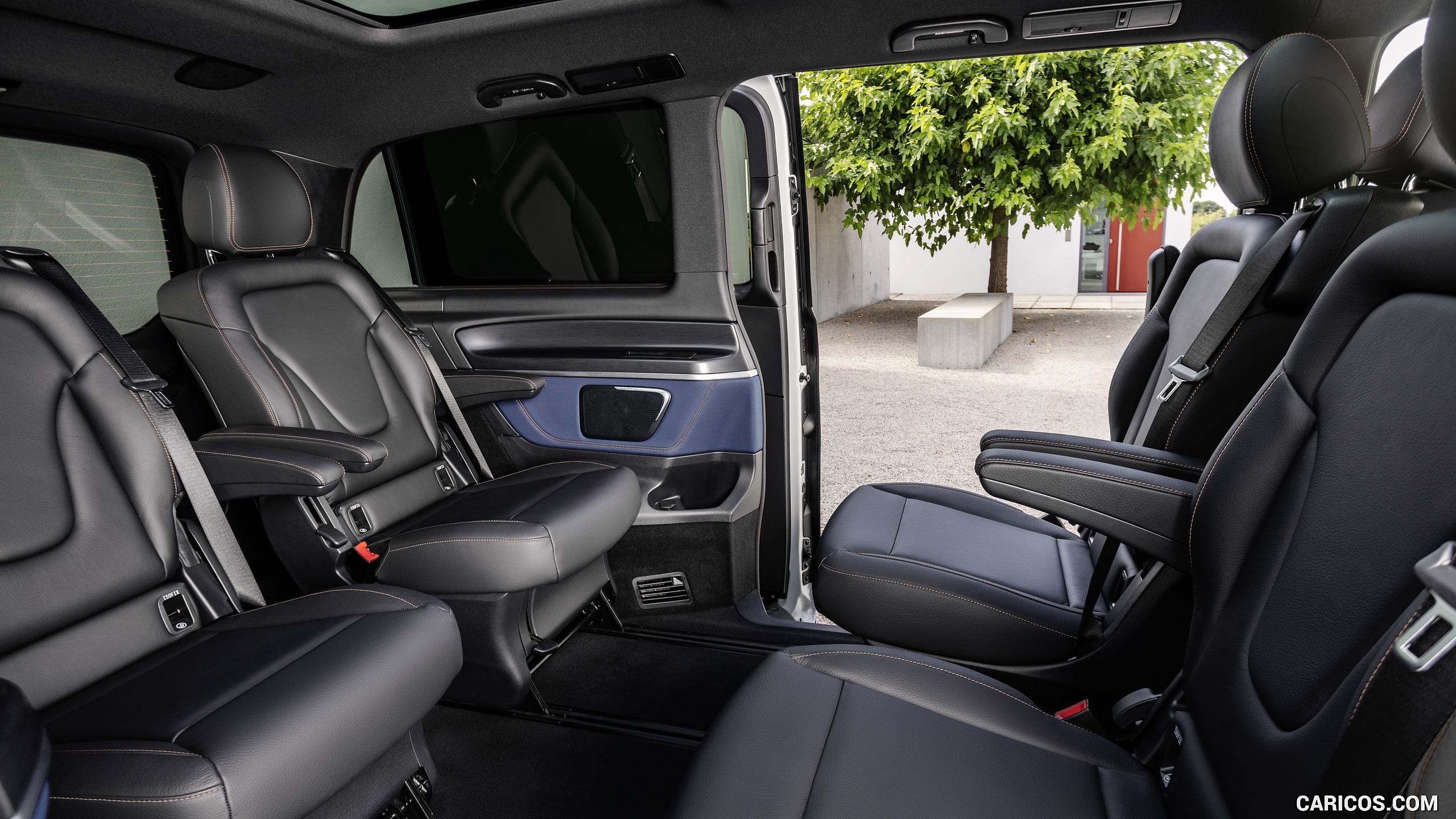 2020 Mercedes-Benz EQV 300 - Interior, Rear Seats, #33 of 43