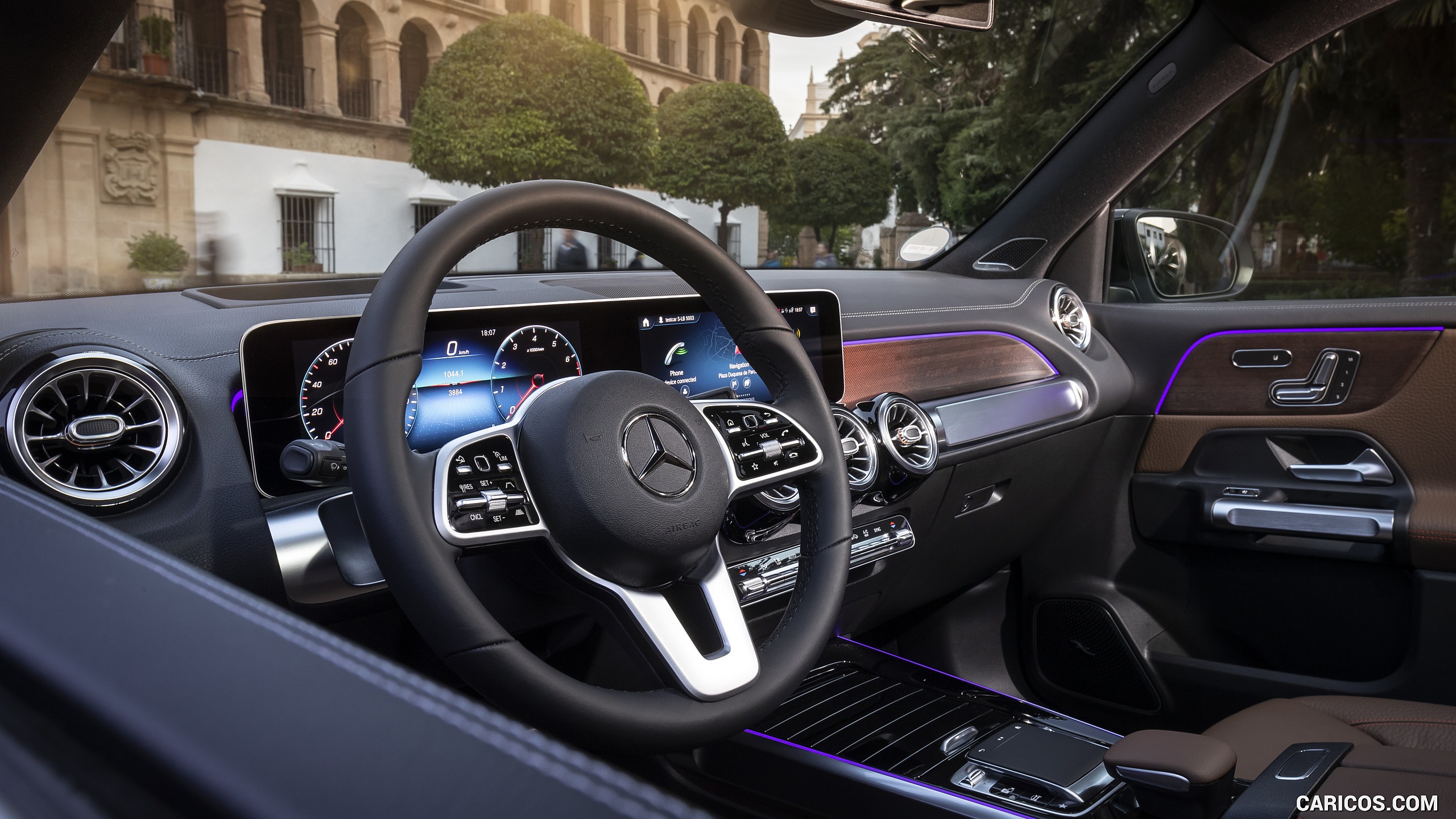 2020 Mercedes-Benz GLB - Interior, #128 of 186