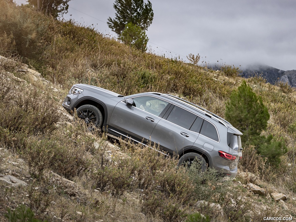 2020 Mercedes-Benz GLB 200 d 4MATIC (Color: Mountain Gray Metallic) - Off-Road