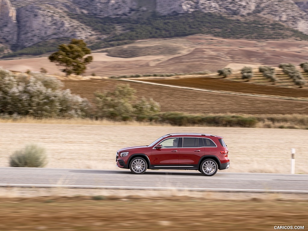 2020 Mercedes-Benz GLB 220 d 4 MATIC (Color: Designo Patagonia Red Metallic) - Side