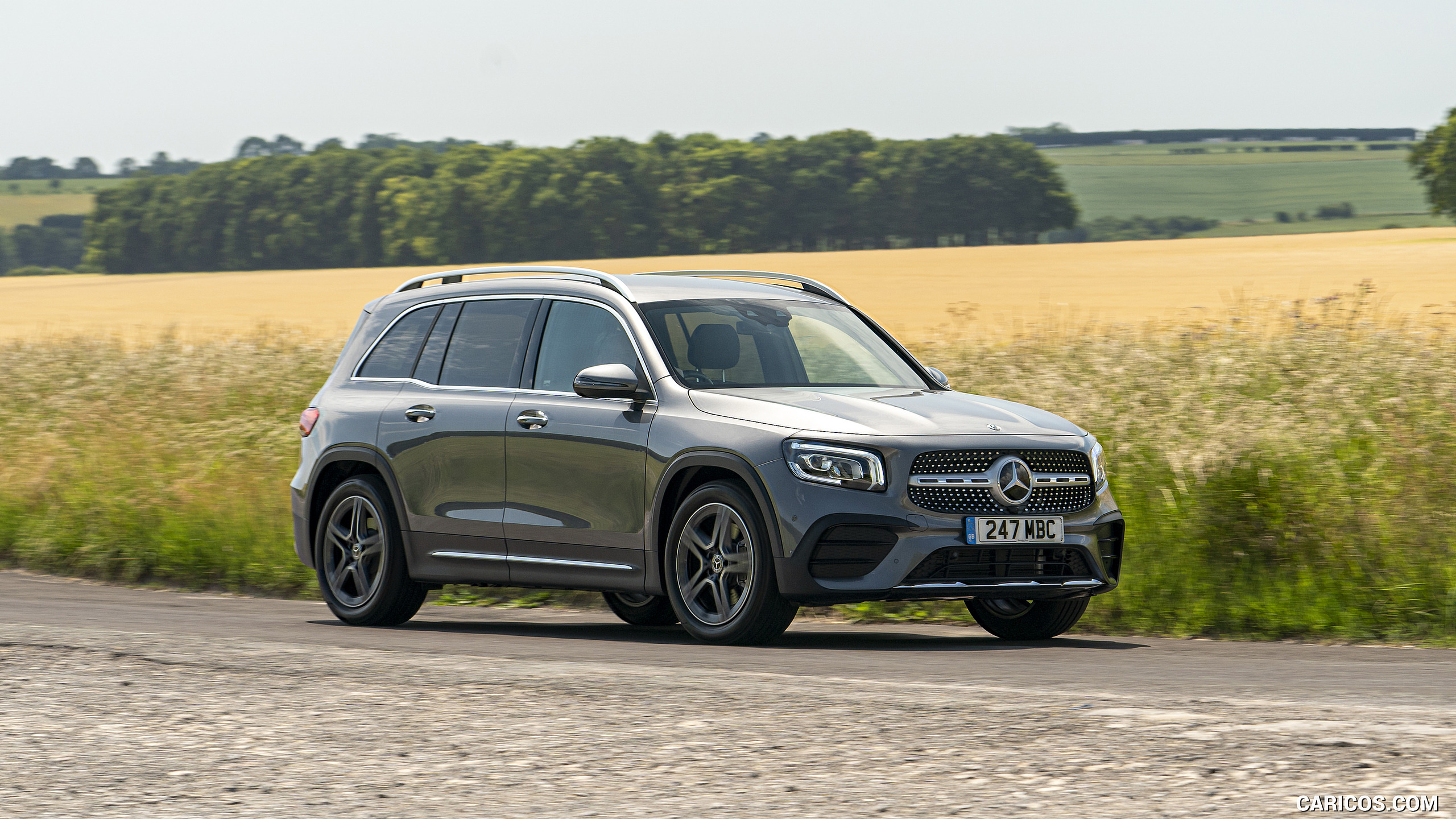 2020 Mercedes-Benz GLB 220d (UK-Spec) - Front Three-Quarter, #14 of 73