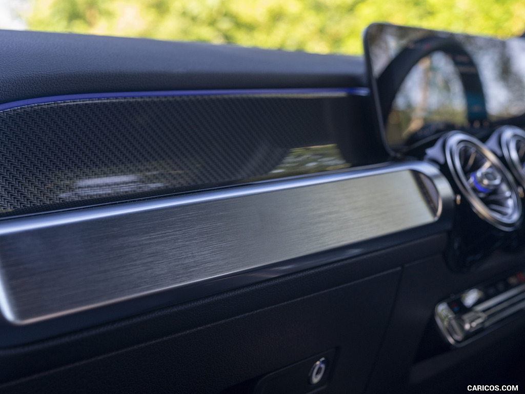 2020 Mercedes-Benz GLB 220d (UK-Spec) - Interior, Detail