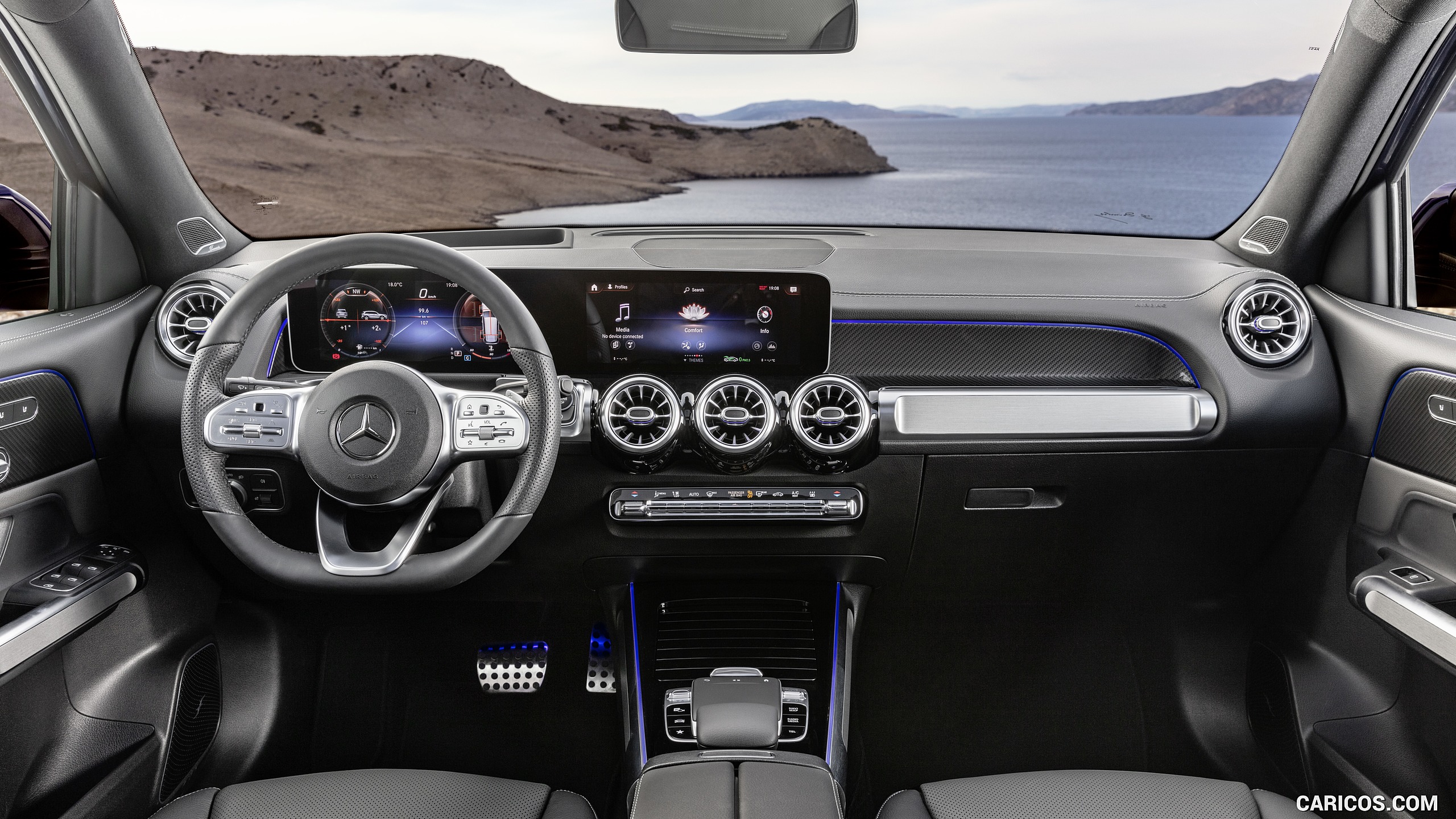 2020 Mercedes-Benz GLB 250 - Interior, Cockpit, #26 of 186