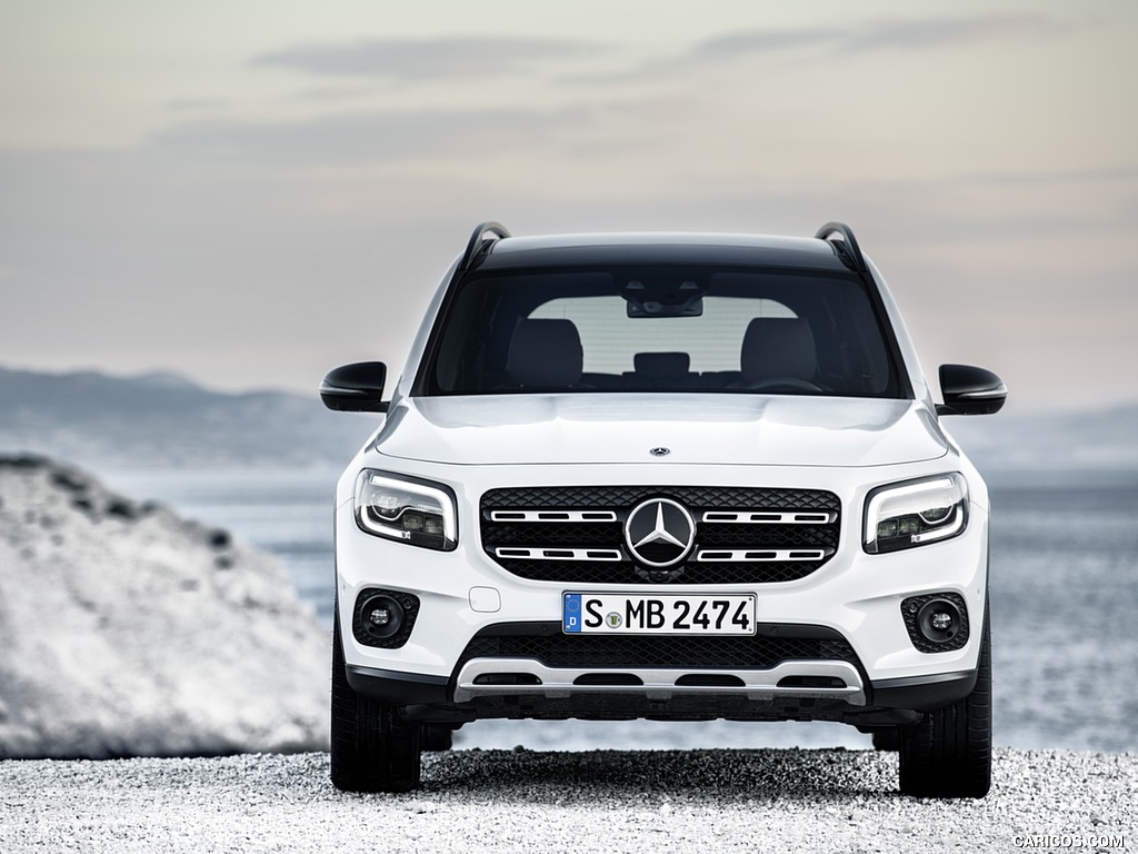 2020 Mercedes-Benz GLB 250 Edition 1 (Digital White) - Front