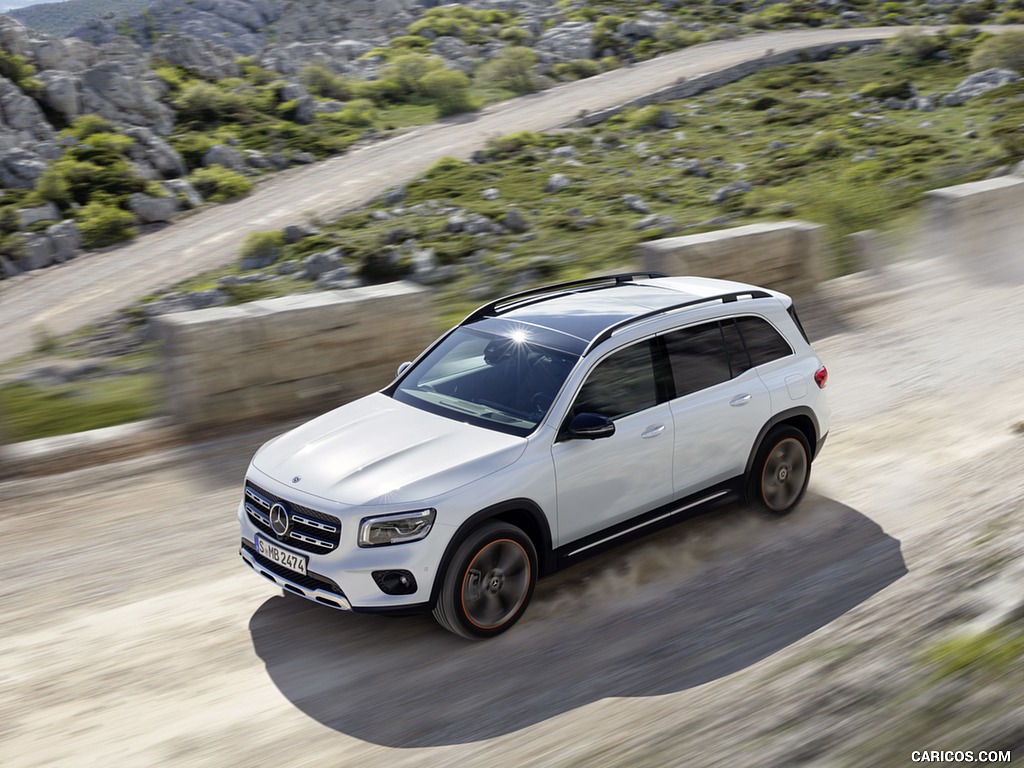 2020 Mercedes-Benz GLB 250 Edition 1 (Digital White) - Front Three-Quarter