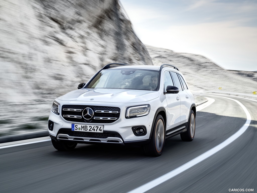 2020 Mercedes-Benz GLB 250 Edition 1 (Digital White) - Front Three-Quarter