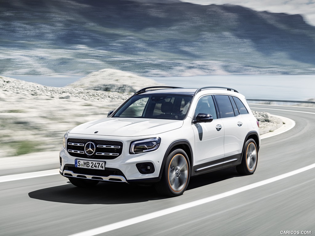 2020 Mercedes-Benz GLB 250 Edition 1 (Digital White) - Front Three-Quarter