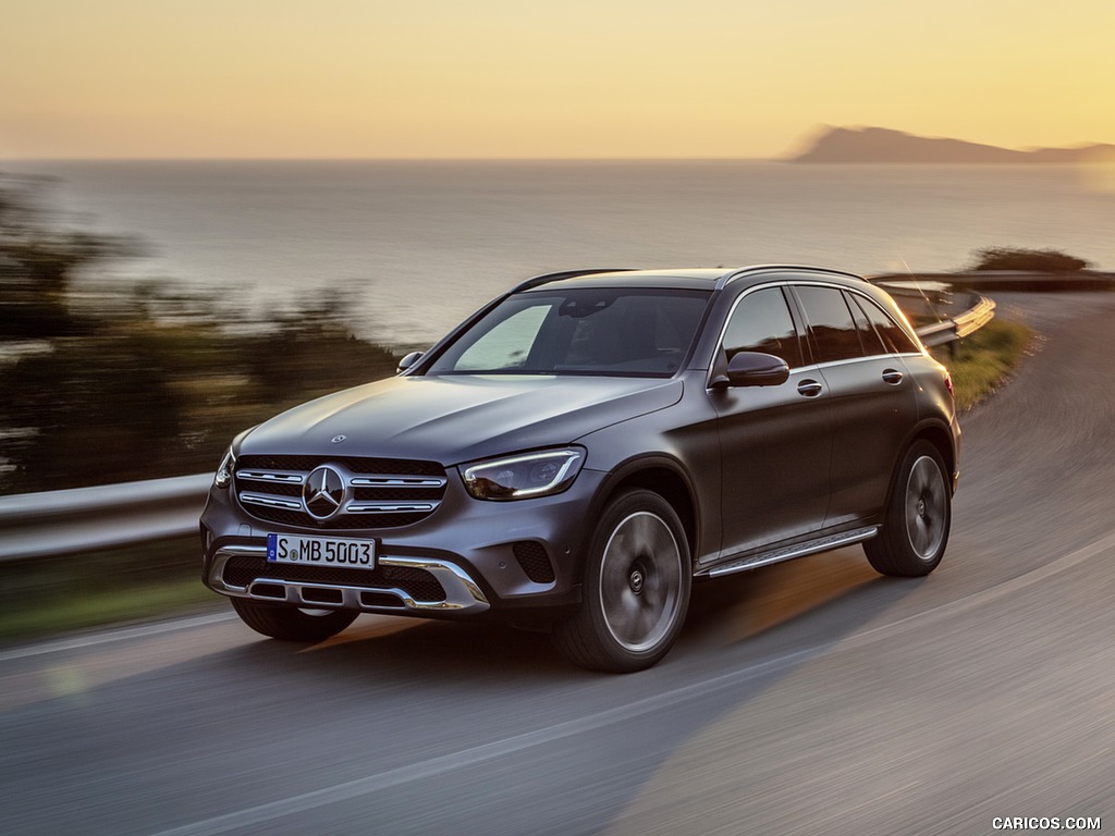 2020 Mercedes-Benz GLC (Color: Designo Selenite Grey Magno) - Front Three-Quarter