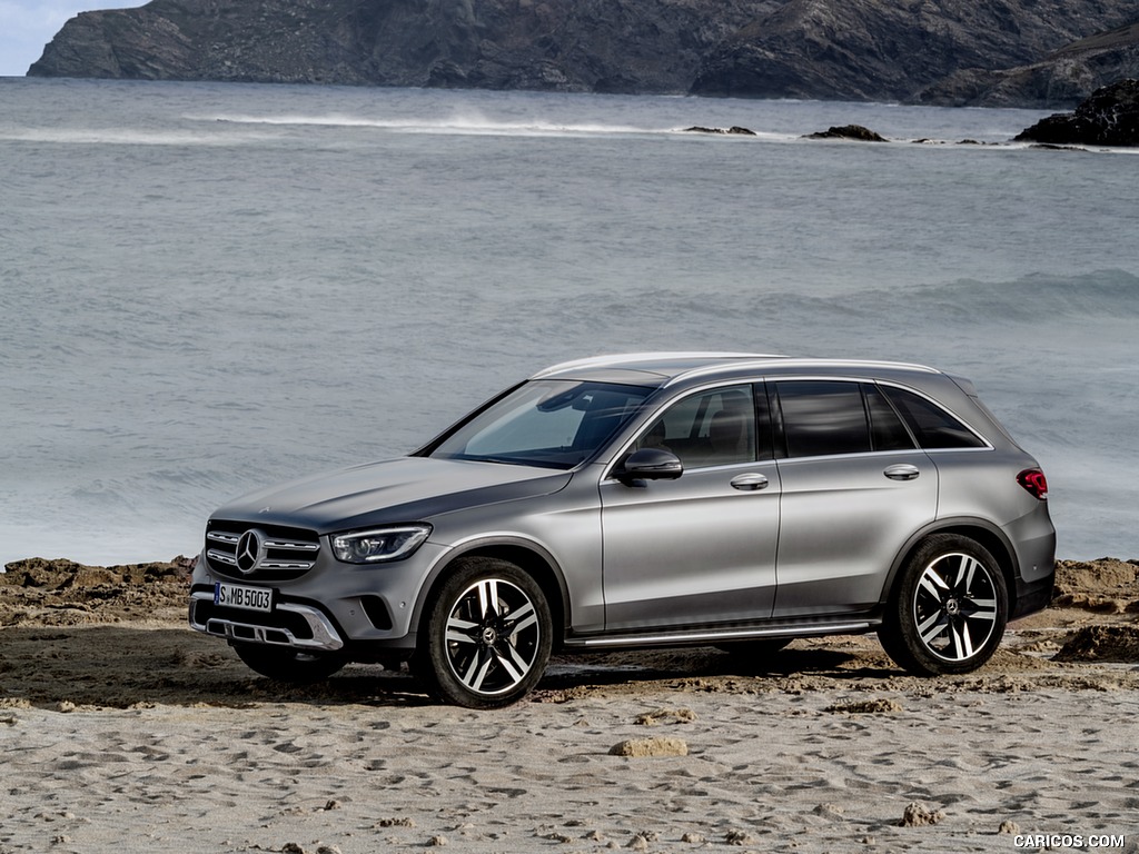 2020 Mercedes-Benz GLC (Color: Designo Selenite Grey Magno) - Front Three-Quarter