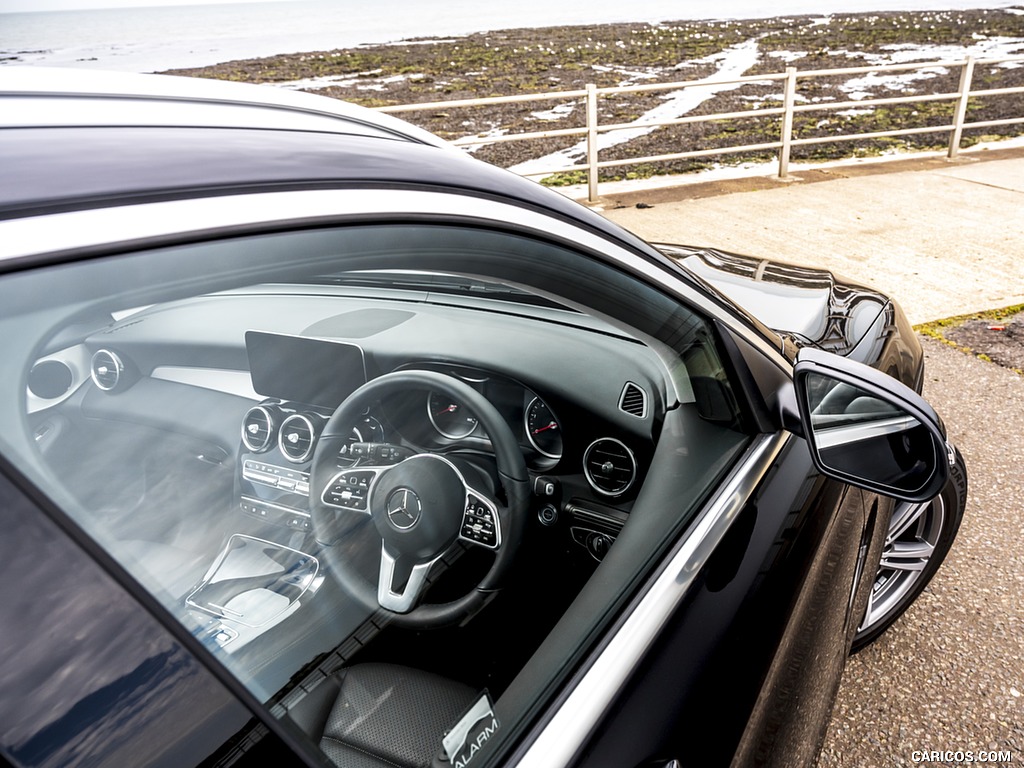 2020 Mercedes-Benz GLC 220d (UK-Spec) - Detail