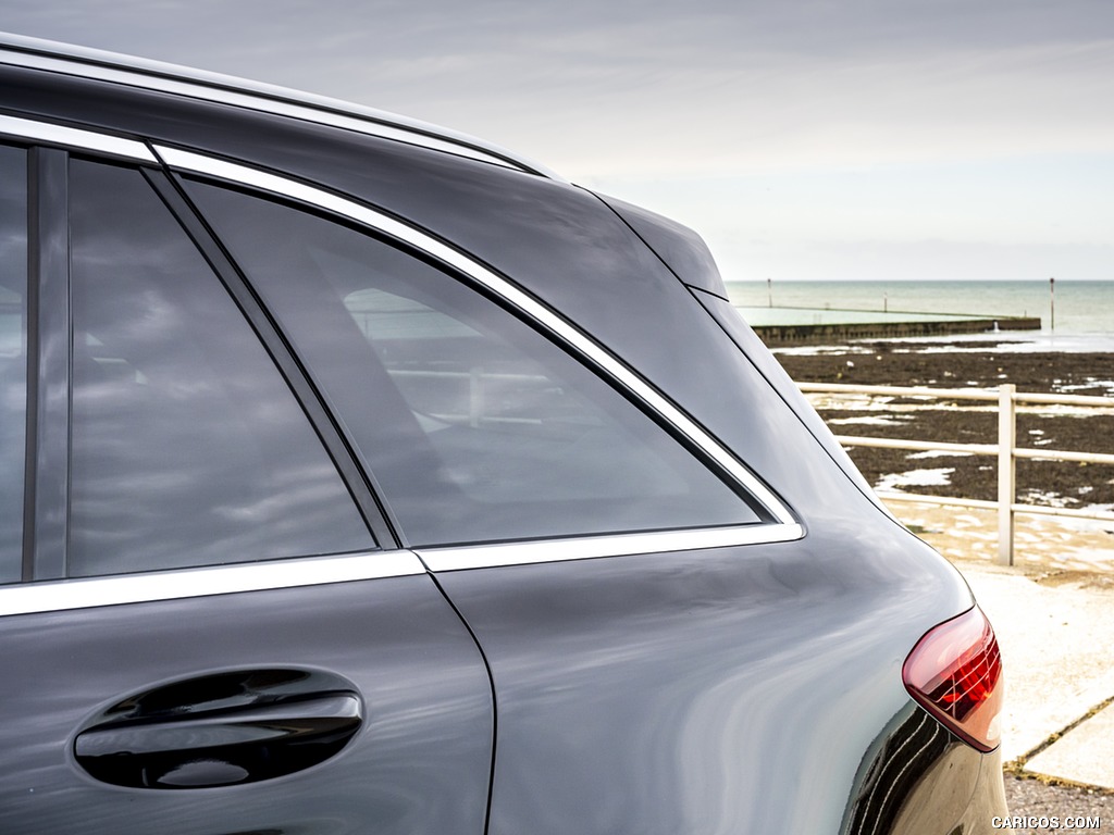 2020 Mercedes-Benz GLC 220d (UK-Spec) - Detail